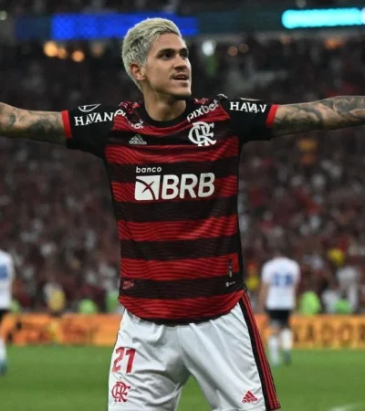 fcgjvndxeae9idb-jpg.