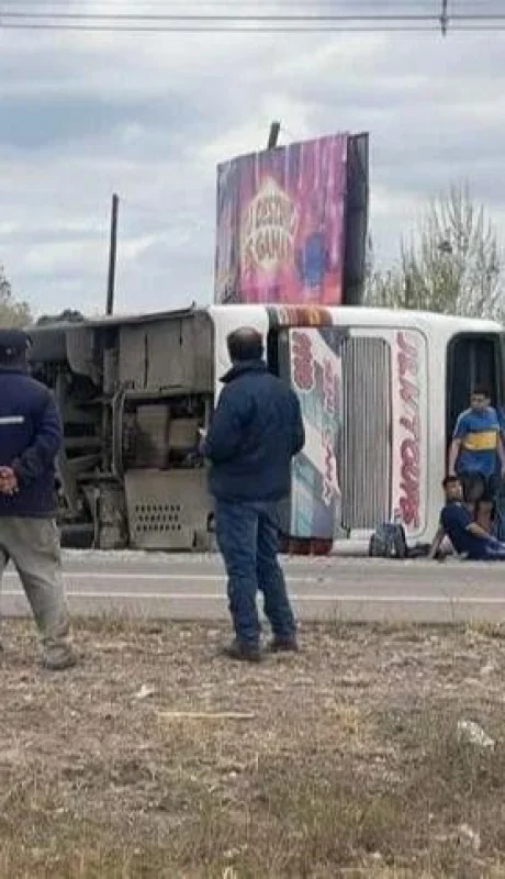 micro-hincha-boca-heridos-muertos-mendoza-aa-jpg.