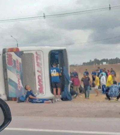 accidentes-mendoza-micro-san-martin-hinchas-boca-2jpg-jpg.