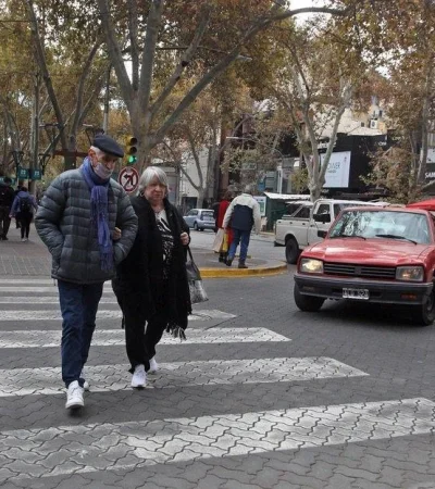 b13d44f6-753d-48ef-8f08-c763588241fc-jpeg.