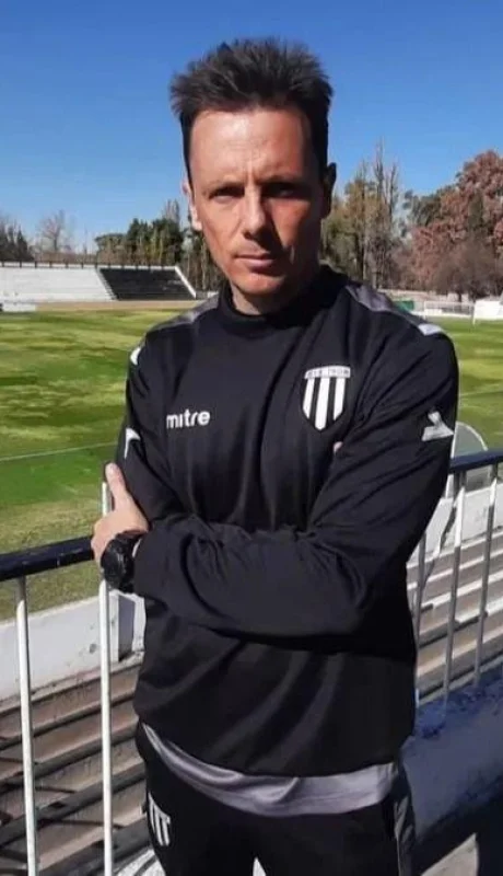 whatsapp-image-2022-10-21-at-17-55-45-jpeg.