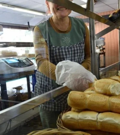 subio-el-pan-otra-vez-jpg.