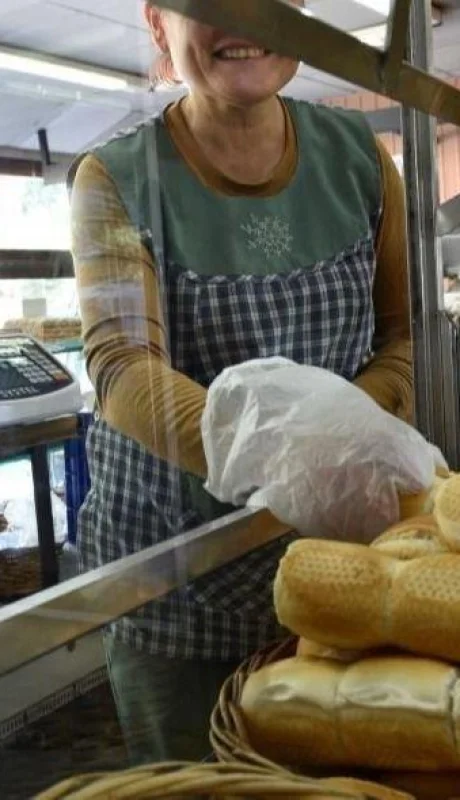 subio-el-pan-otra-vez-jpg.