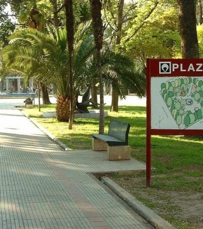 plaza-italia-jpg.