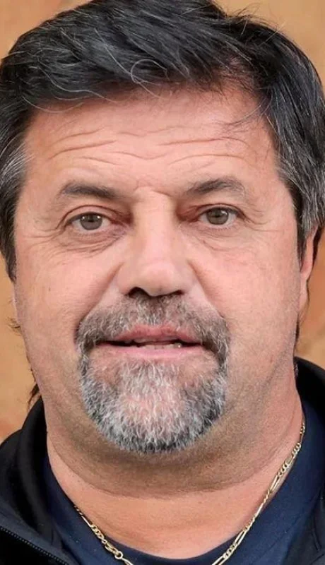 whatsapp-image-2022-10-14-at-21-02-39-jpeg.