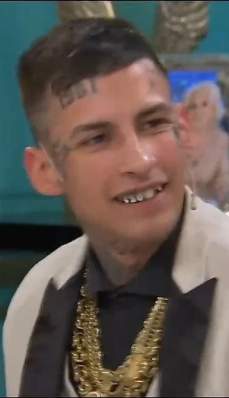 5c8ec727-3ff6-449e-b3fb-737493f10f3d-jpeg.