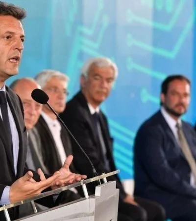 633b7ff86a360-900-jpg.