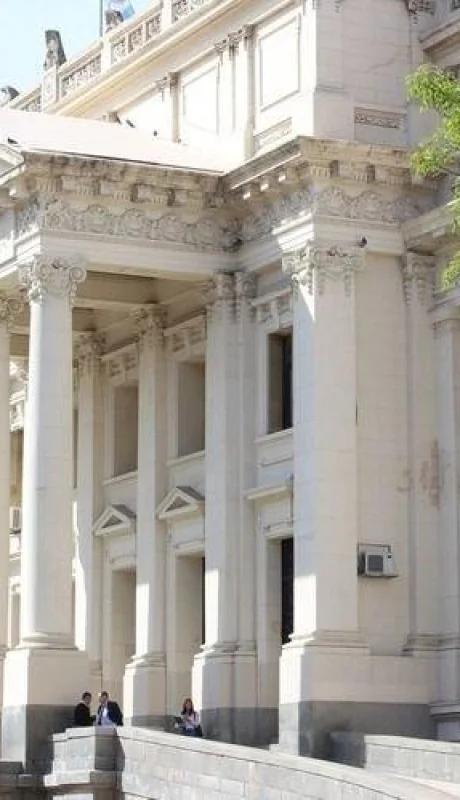 se-nego-a-reconocer-a-su-hija-y-tuvo-que-indemnizarla-con-13-millones-jpg.