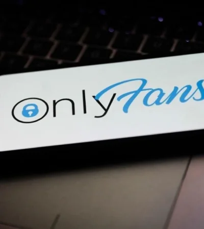 onlyfans2-gettyimages-1232558630-1-jpg.