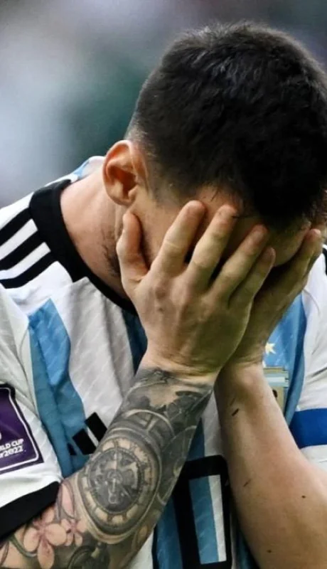 1669119042221122535-jpg.