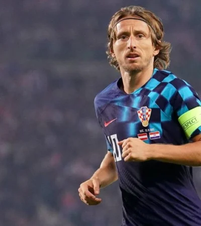 f51753475cc0448cb1728bd6d7f6ed9e-jpg.