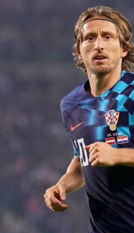 f51753475cc0448cb1728bd6d7f6ed9e-jpg.