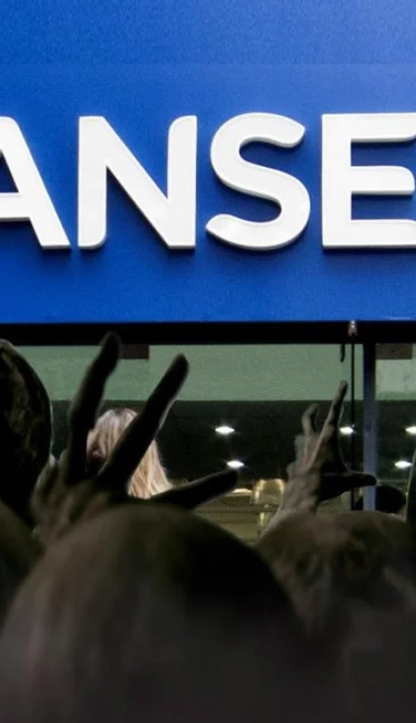 zombies-que-cobran-png.