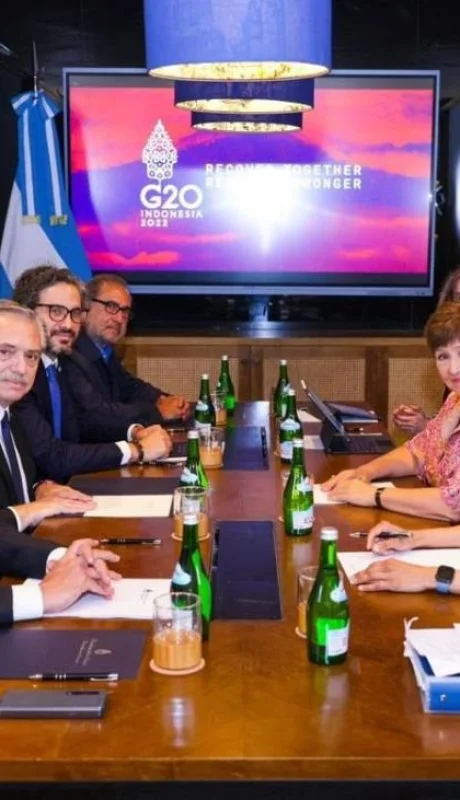 alberto-fernandez-y-georgieva-jpg.