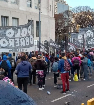 acampe-piquetero-jpeg.