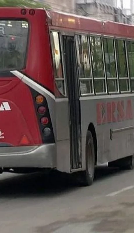 colectivo-atropello-a-nene-cordona-jpg.