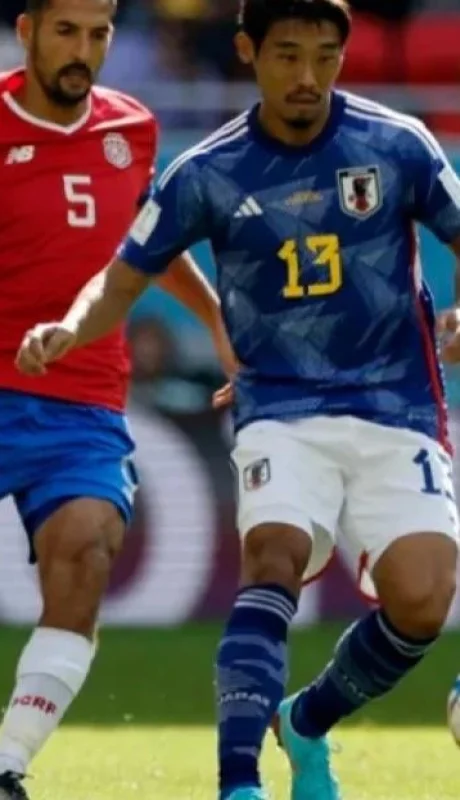 f2089752-8b99-450b-a230-632645851ee0-png.