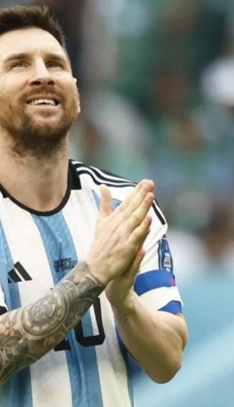 whatsapp-image-2022-11-25-at-21-07-35-jpeg.