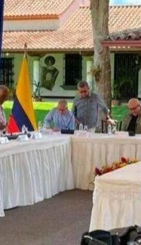 dialogo-de-paz-gobierno-de-colombia-y-guerrilla-eln-jpg.