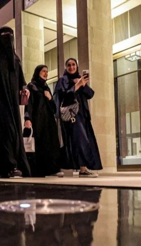 mujeres-qatar-jpg.
