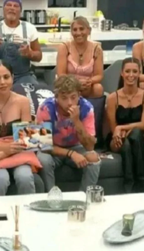 gran-hermano-locutor-casa-png.