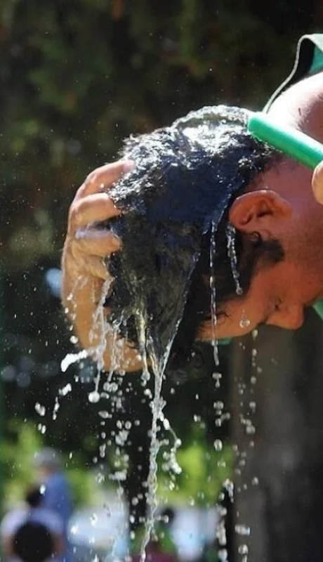 4cd3afe8-d12b-449e-b506-42f598acf617-jpeg.