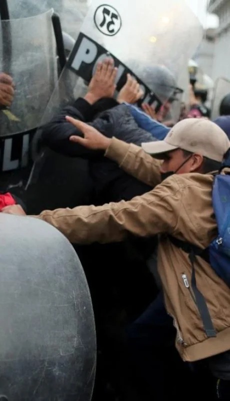 protestas-en-peru-jpg.