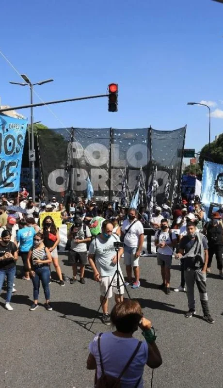 1613679847210218011-jpg.