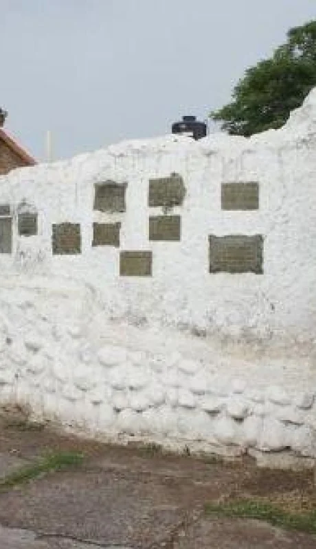 restos-del-murallon-del-fuerte-de-san-carlos-en-la-actualidad-jpg.