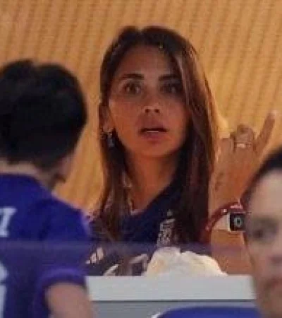 c9dbf669-809b-4346-8977-709477b8c019-jpeg.