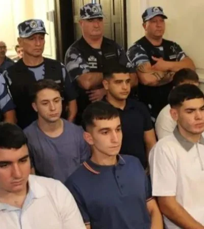 rugbiers-sin-barbijo-828x548jpg-jpg.