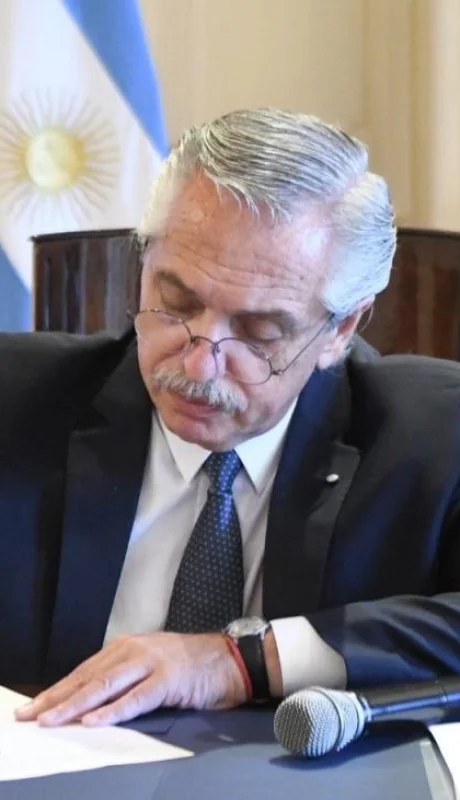 39d2e726-7feb-4904-8541-c66646ad3b34-jpeg.