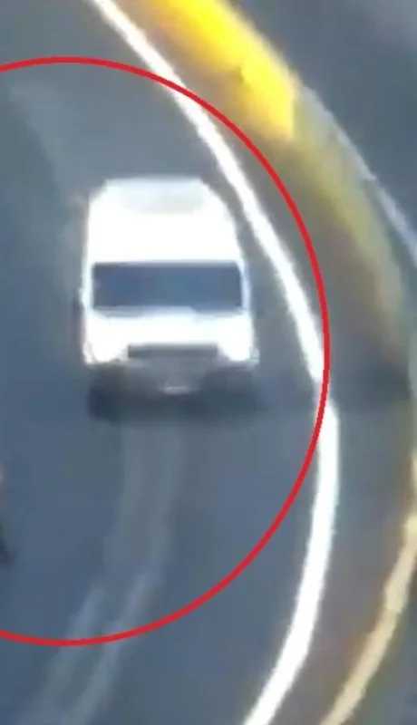 video-camioneta-accidente-25-de-mayo-autopista-pareja-png.