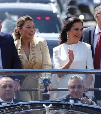 9a3ba771-38bc-49f5-a7eb-ef49a7a66b75-jpeg.