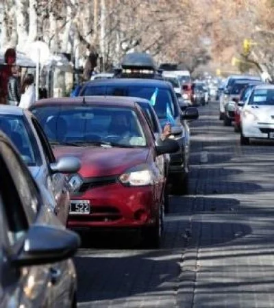 F8CACEFA-28D5-48E7-8493-39FF2DE7D2B1