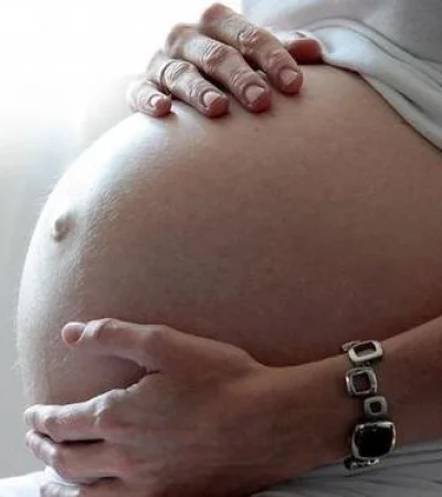 turismo-nacimiento-mujeres-rusas-dan-a-luz-en-argentina-jpg.