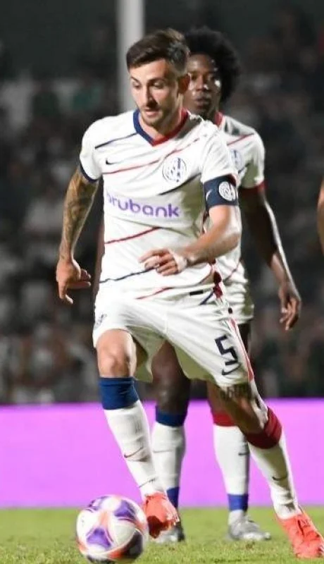 fpcthtbwyaezfqx-jpg.