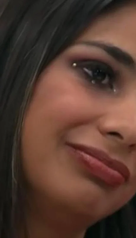 daniela-celis-1476407-jpg.