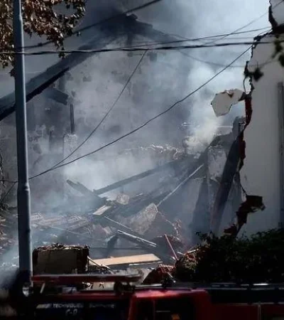 explosion-devoto-2-jpg.