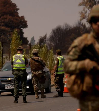 toque-de-queda-en-chile-jpg.