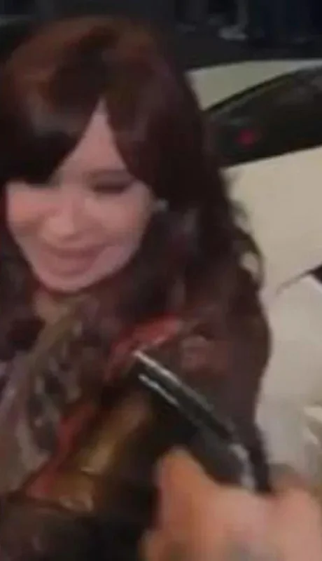 atentado-cristina-png.