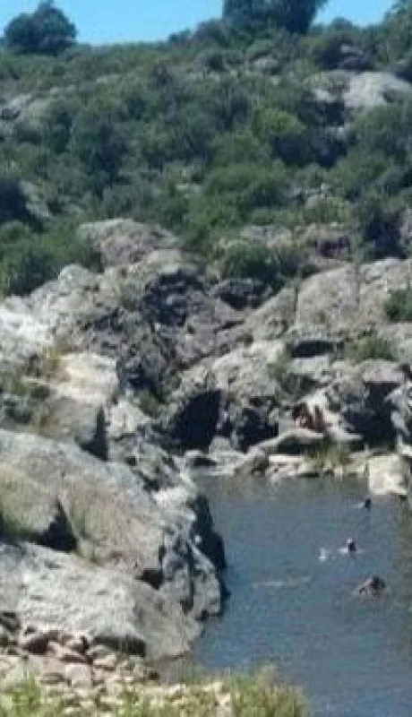 2afa081e-4c22-4790-91ce-23c9ea3d208f-jpeg.