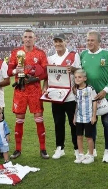 whatsapp-image-2023-02-13-at-17-48-41-jpeg.