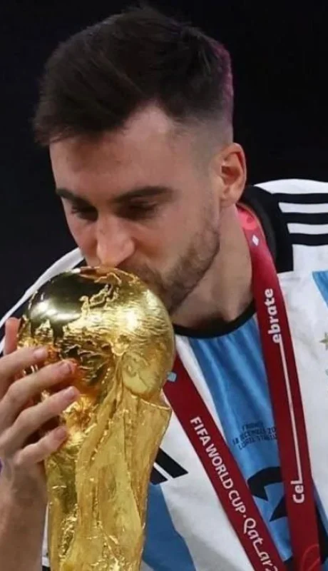 Nicolás Tagliafico en una postal inolvidable