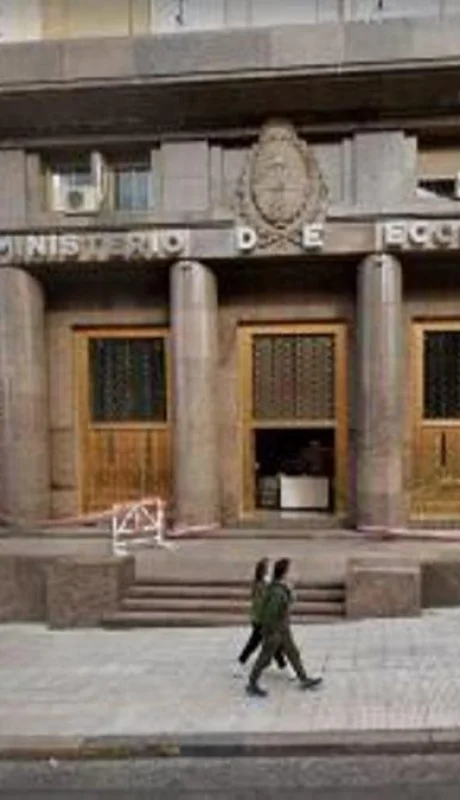 c9ea624a-f772-4e4f-bfb4-bcf7d21bd82d-16-9-discover-aspect-ratio-default-0-jpg.