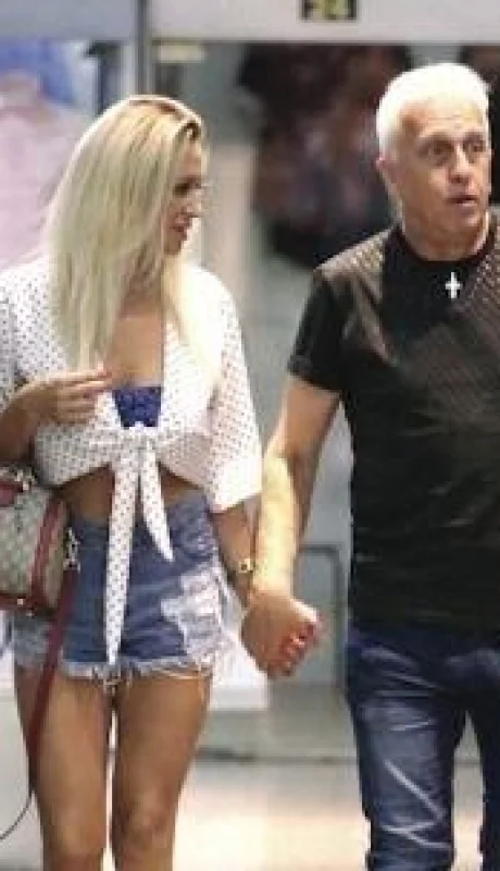 61316-ni-andres-nara-novia-cordobesa-jpg.