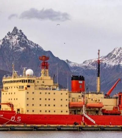 almirante-irirzar-4-png.