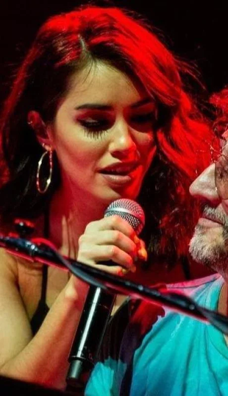 45267361-503042136869254-1034574947780919296-n-jpg.