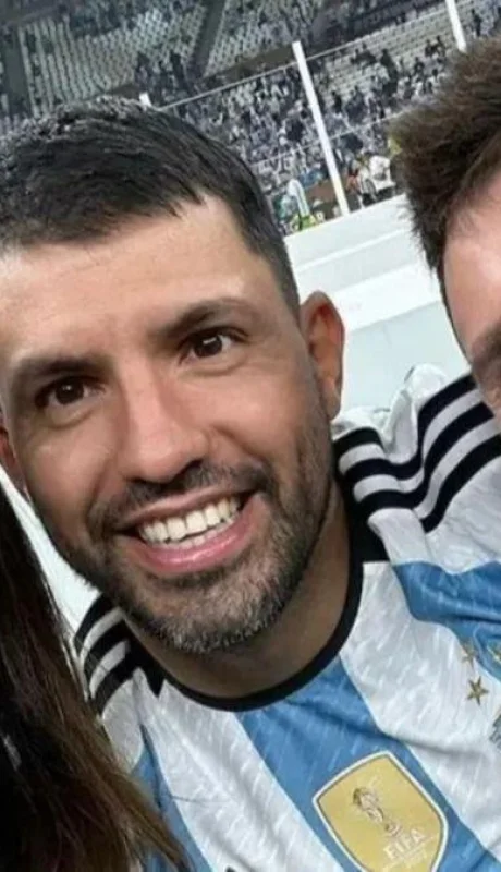 antonela-kun-messi8-jpg.