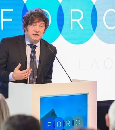 javier-milei-en-el-foro-llao-llao-jpg.